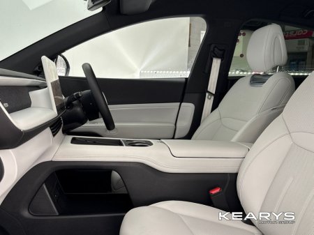 2025 Xpeng G6 Coupe RWD Standard €40,950 thumbnail