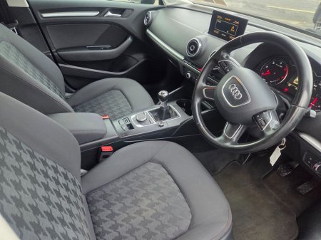 2015 Audi A3 1.6 TDI SE Technik Ultra 110PS 5DR thumbnail