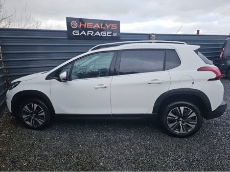 2018 Peugeot 2008 - thumbnail 3
