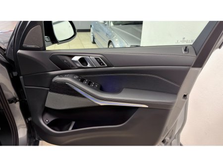 2025 BMW X5 50E MSPORT PRO €98,950 thumbnail