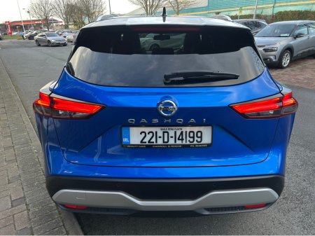 2022 Nissan Qashqai SVE-Premium Stunning Top Spec. Automatic - Pan-Roof + Leather & BOSE - Top Trade-Ins & Great Finance Deals - €29,950 thumbnail