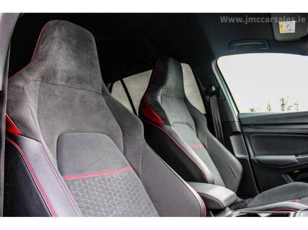 2021 Volkswagen Golf 2.0 TSI 300HP GTI CLUBSPORT DSG €39,995 thumbnail