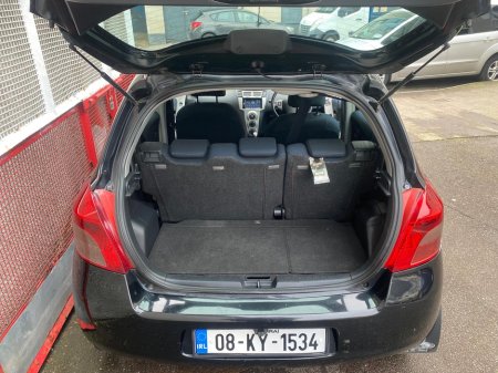 2008 Toyota Yaris - thumbnail 14