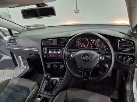 2013 Volkswagen Golf - thumbnail 5