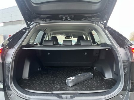 2025 Toyota Rav4 - thumbnail 10