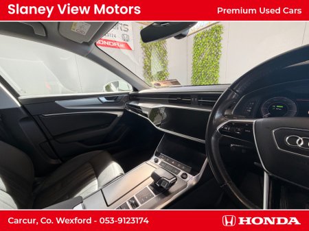 2021 Audi A6 - thumbnail 4