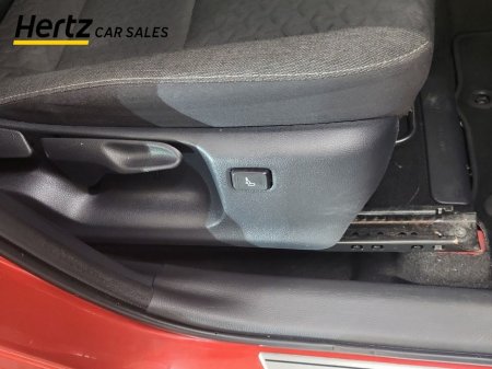 2023 Toyota Yaris Cross - thumbnail 19