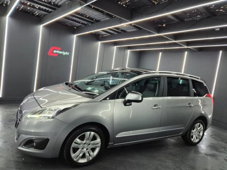 2016 Peugeot 5008 - thumbnail 17