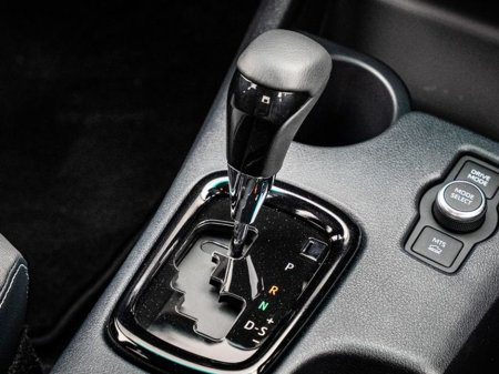 2026 Toyota Hilux - thumbnail 6