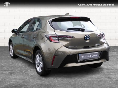 2020 Toyota Corolla Hybrid Luna HB €21,950 thumbnail