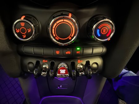 2020 MINI Hatch  €17,900 thumbnail