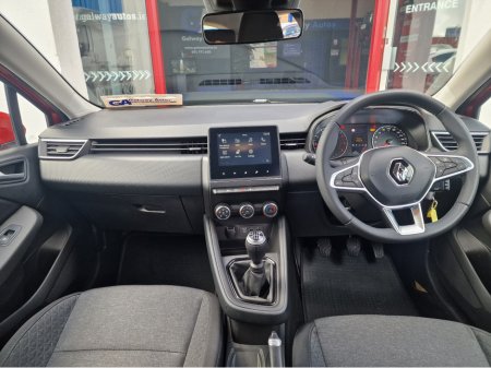 2022 Renault Clio - thumbnail 28