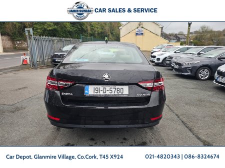 2019 Skoda Superb - thumbnail 5