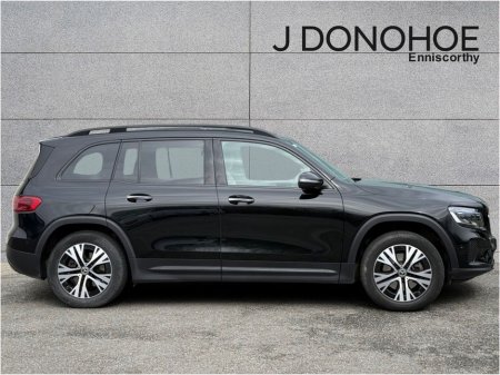 2025 Mercedes-Benz GLB - thumbnail 3