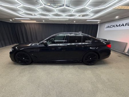 2019 BMW 5 Series - thumbnail 6