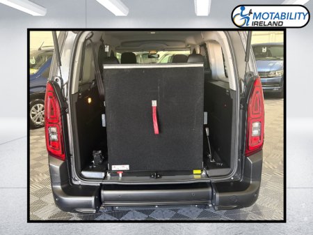 2023 Citroen Berlingo Multispace Wheelchair Accessible €41,995 thumbnail