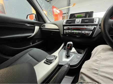 2015 BMW 1 Series - thumbnail 14