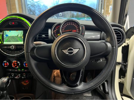 2016 MINI Cooper €12950! 2016 MINI COOPERD 5DOORS 1.5 AUTOMATIC REVERSE CAMERA AND MORE €12,950 thumbnail