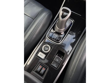 2017 Mitsubishi Outlander - thumbnail 29