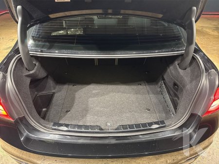 2016 BMW 3 Series - thumbnail 12