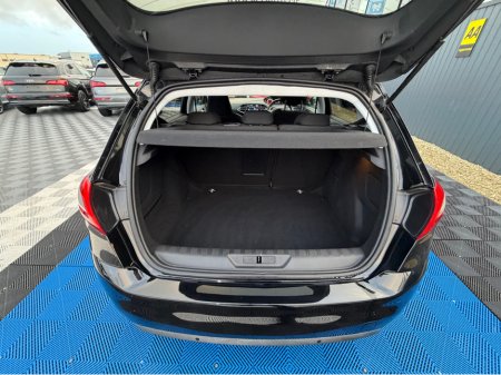 2019 Peugeot 308 ALLURE - 1.5 DIESEL - AUTO - 12M WARRANTY - CAR: 1755 €15,950 thumbnail