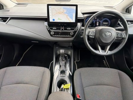 2025 Toyota Corolla COROLLA LUNA SPORT SALOON €34,945 thumbnail