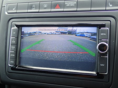 2016 Volkswagen Polo 1.2 TSI HIGHLINE PLUS PETROL AUTOMATIC // HEATED HALF LEATHER // PARK ASSIST // REVERSING CAMERA // PRO MEDIA PACK // CRUISE // FOGS // IDEAL STARTER CAR // IMMACULATE EXAMPLE €13,950 thumbnail