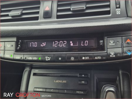 2015 Lexus CT 200 h - thumbnail 13