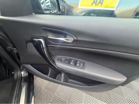 2018 BMW 1 Series - thumbnail 24