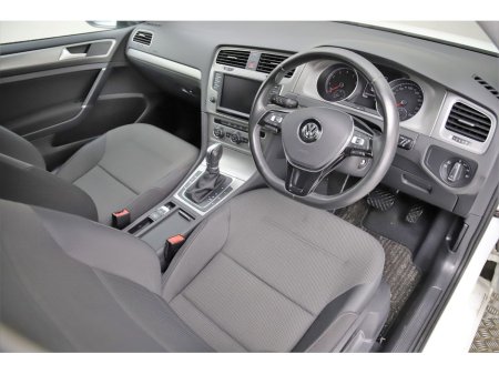 2016 Volkswagen Golf - thumbnail 13