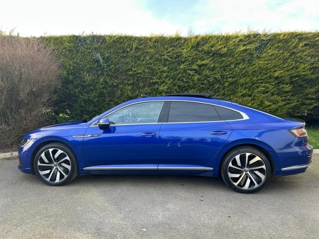 2023 Volkswagen Arteon - view 4