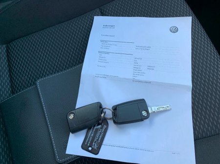 2019 Volkswagen Golf - thumbnail 24