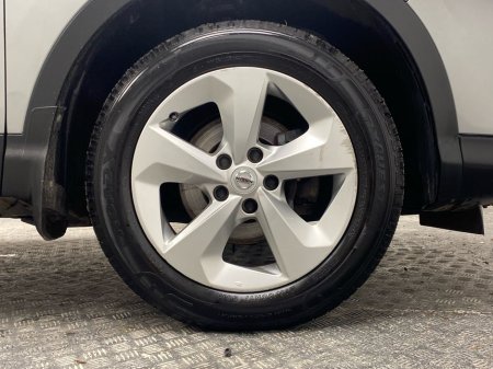 2020 Nissan Qashqai - thumbnail 5