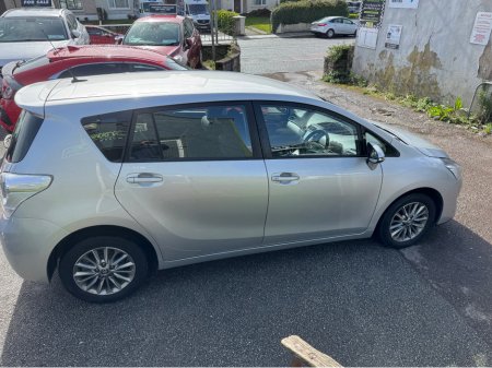 2017 Toyota Verso - thumbnail 8