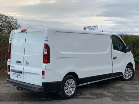 2017 Nissan NV300 LWB 120 SV COL BUMPER 4DR €10,250