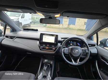 2021 Toyota Corolla HYBRID LUNA H/B AUTO A 4DR €22,850 thumbnail