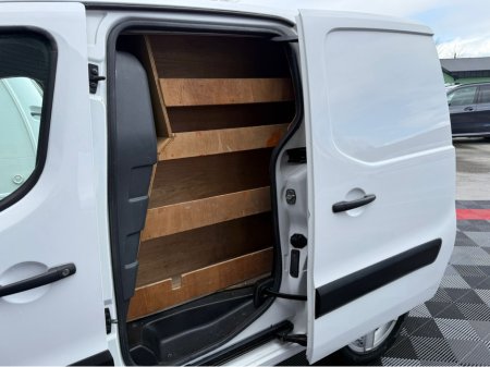 2018 Citroen Berlingo - thumbnail 9