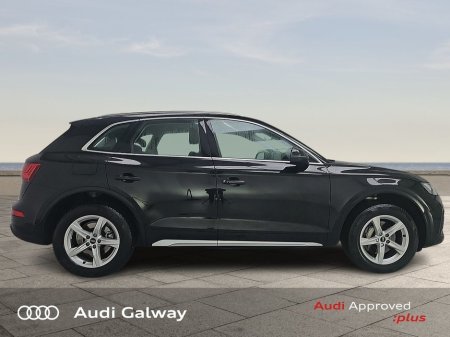 2021 Audi Q5 €369 p/m - 50 TFSI e 299HP QUATTRO SE €40,750 thumbnail