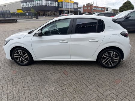 2023 Peugeot 208 - thumbnail 7