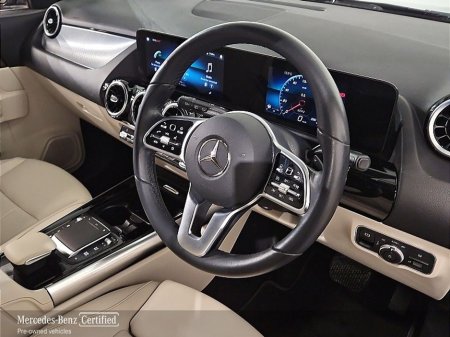 2022 Mercedes-Benz GLA Class - thumbnail 12