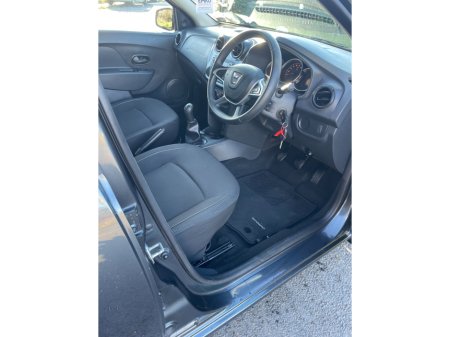 2017 Dacia Sandero 1.0 75 ALTERNATIVE €6,950 thumbnail