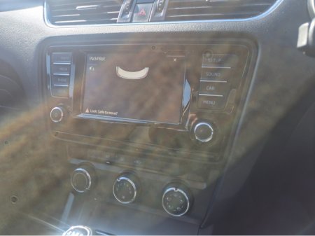 2017 Skoda Octavia - thumbnail 12