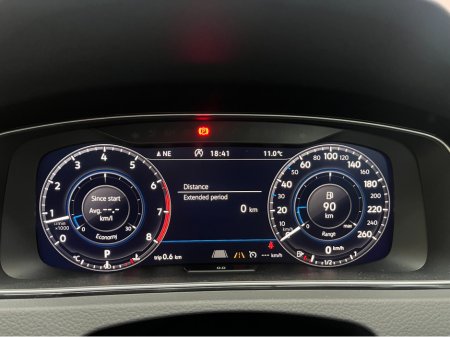 2018 Volkswagen Golf - thumbnail 21