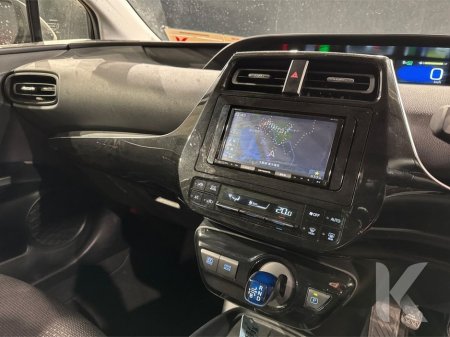 2022 Toyota Prius - thumbnail 23