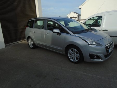 2014 Peugeot 5008 - photo 4