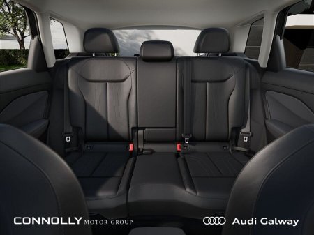 2026 Audi Q3 SE TDI A/T €61,600 thumbnail