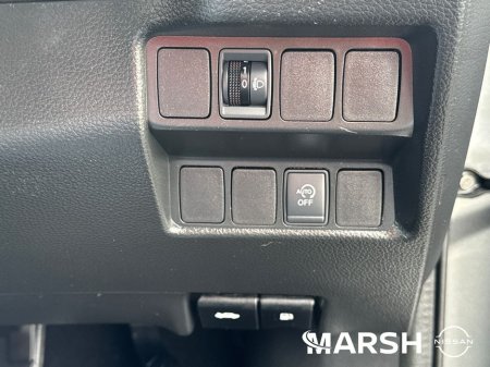 2018 Nissan Qashqai 1.2 XE 18 4DR €16,425 thumbnail