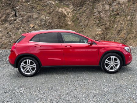 2015 Mercedes-Benz GLA Class - thumbnail 2