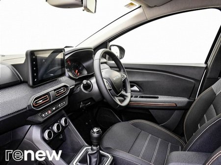 2023 Dacia Sandero Stepway Journey TCe 90 €18,900 thumbnail