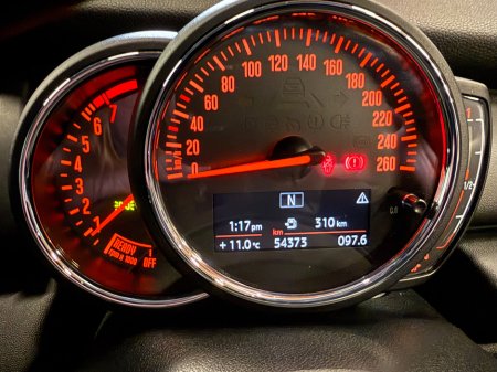 2020 MINI Hatch  €17,900 thumbnail